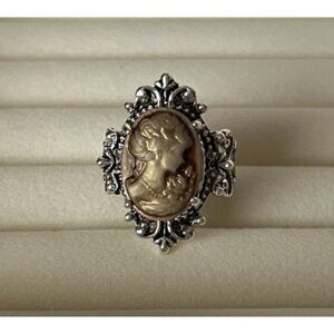 Cameo Ring Silver Tone Filigree Setting Size 9.5